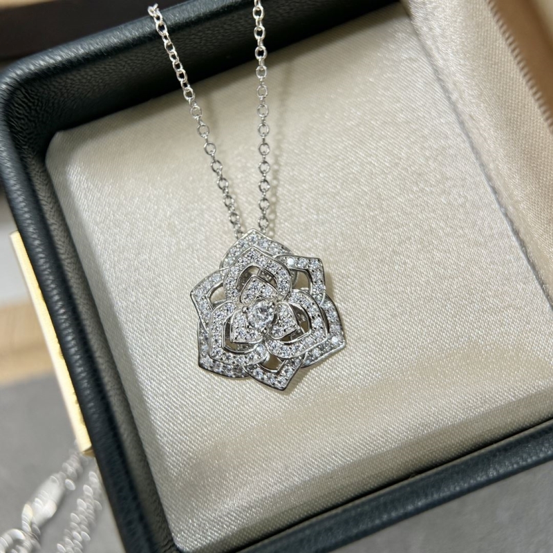 PIAGET